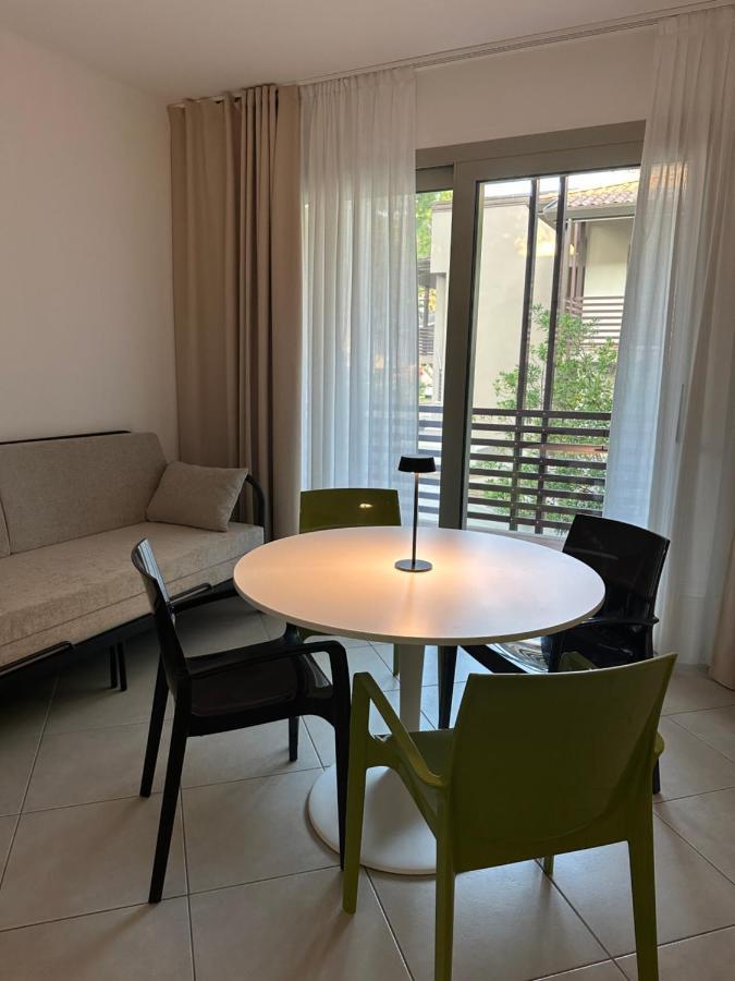 Prassitele Apartments لينانو سابيادورو المظهر الخارجي الصورة