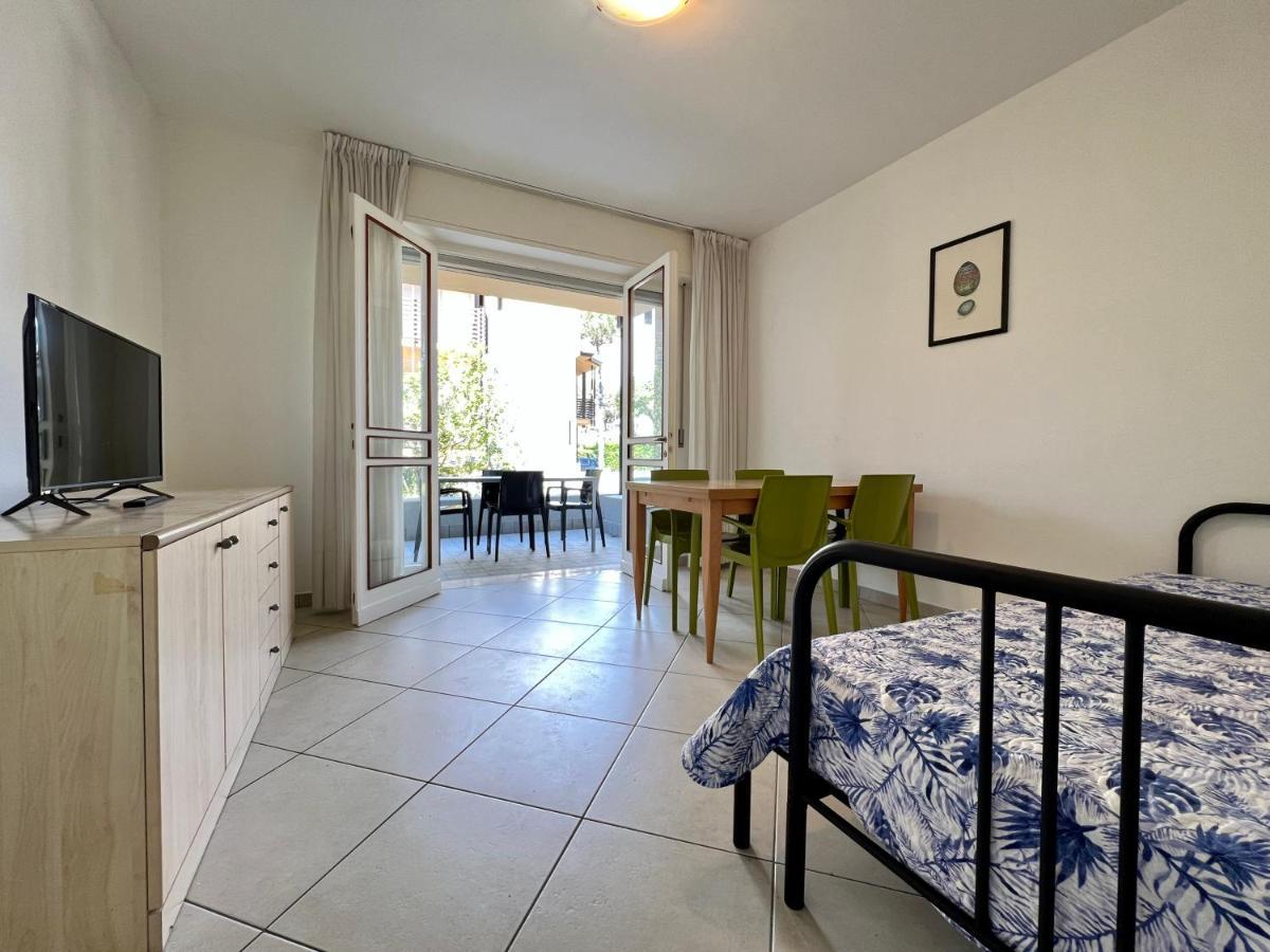 Prassitele Apartments لينانو سابيادورو المظهر الخارجي الصورة